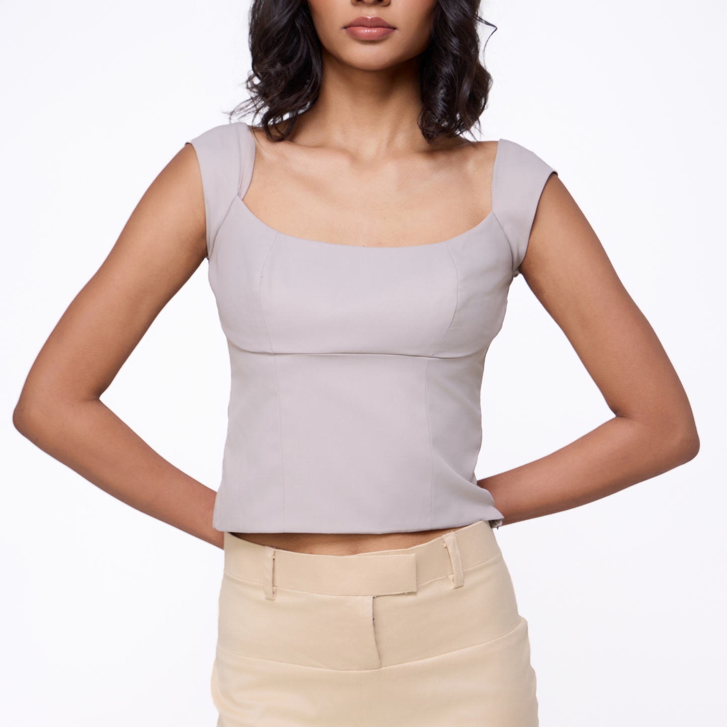 Contour Dart Fitted Top